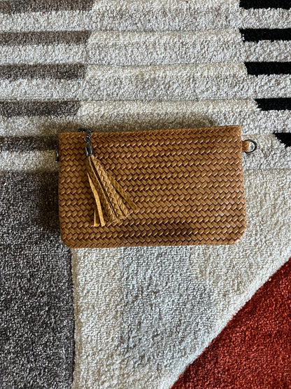Borsa Nora